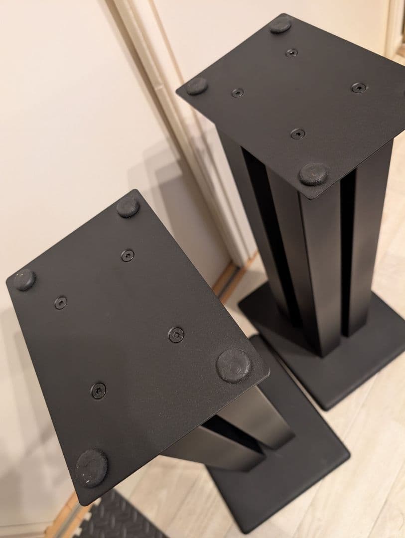 K114　B&W 707 S2 スピーカー