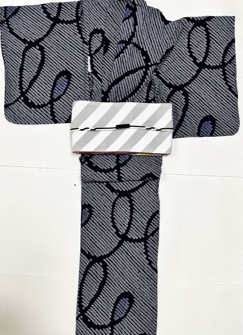 有松鳴海絞り　有松絞り　モダン　渦巻き　美品