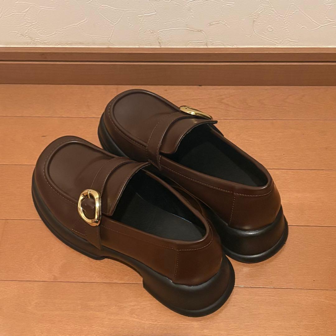 OLUN ニュアンスバックルローファー/ブラウン/Mサイズ