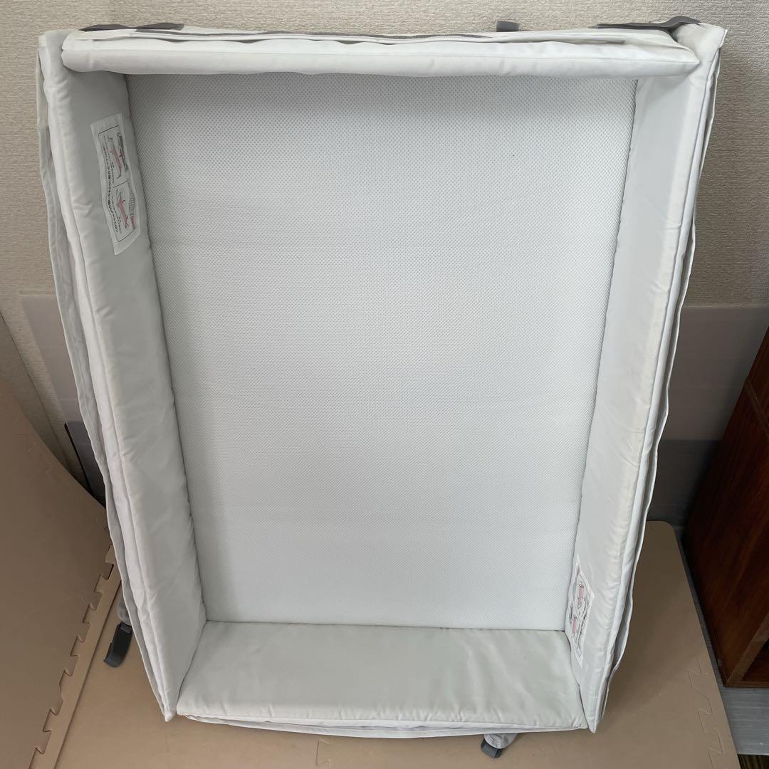 【美品】アップリカ ココネルエアー グレーベアー AB ベビーベッド