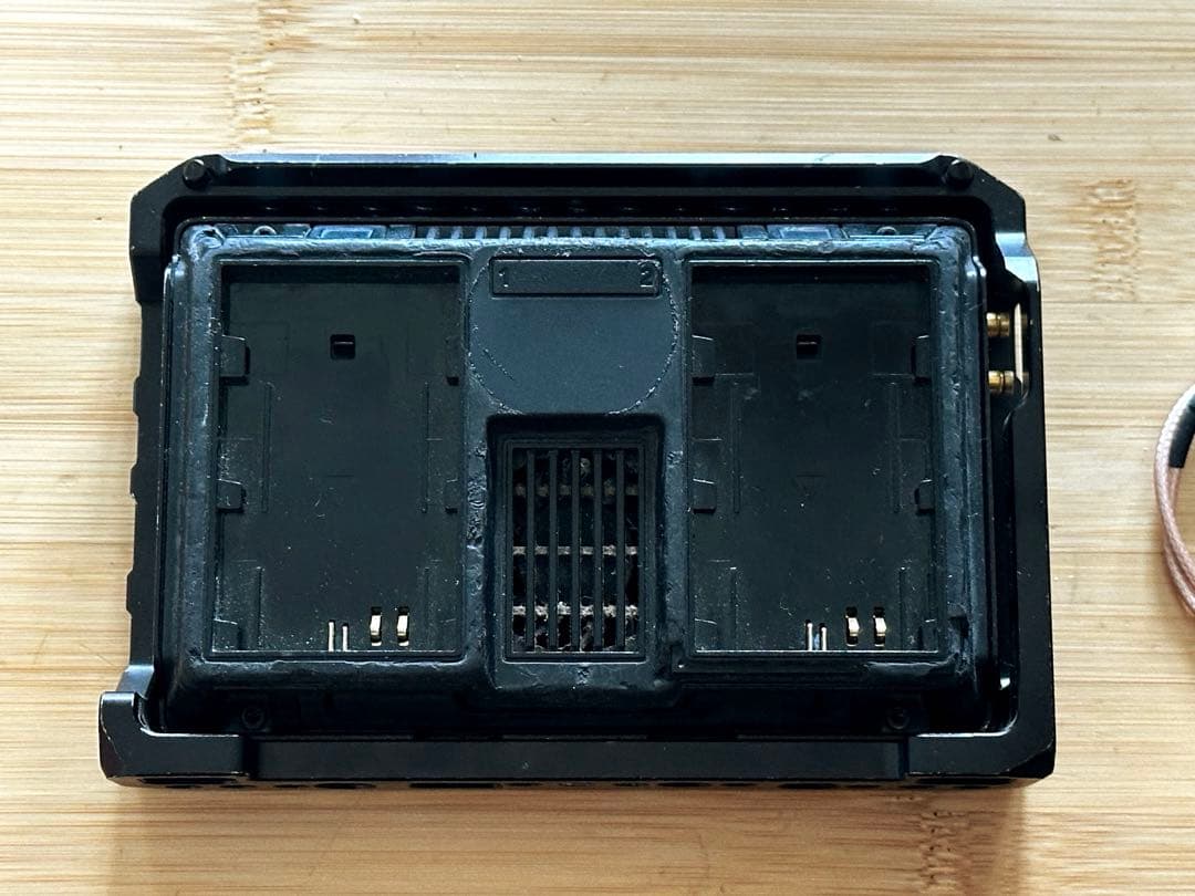 Blackmagic Video Assist 初代 5インチ