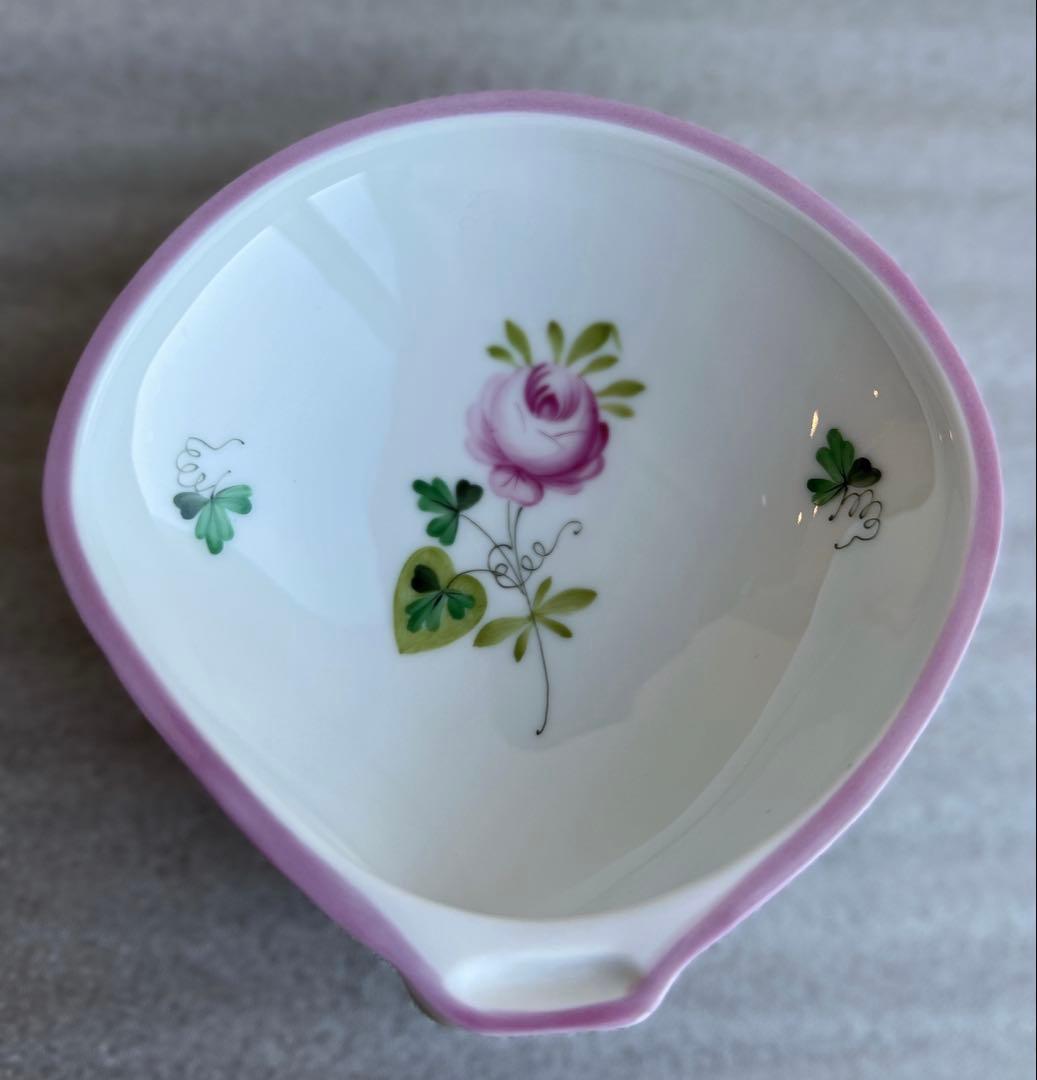 ヘレンド　ウィーンの薔薇・ピンク　貝雛