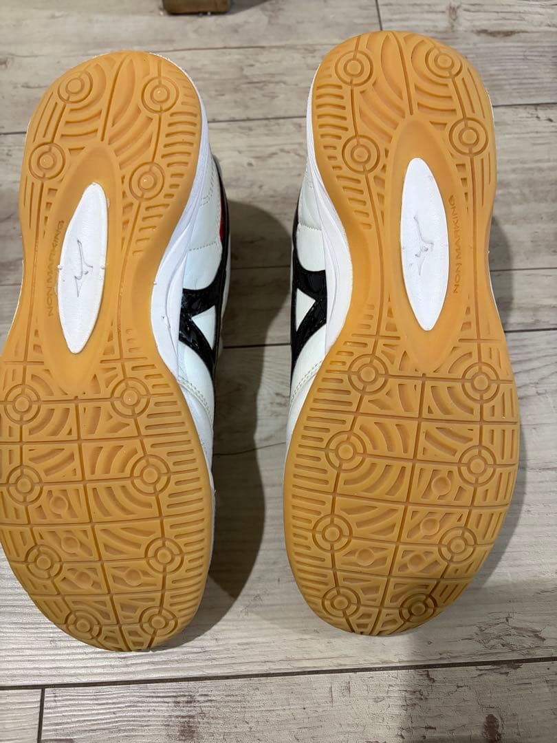 Mizuno モレリア　フットサルシューズ23センチ