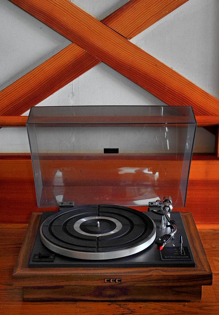 ★ CEC ベルトドライブ プレーヤー BD-3000　70年代ビンテージもの♪