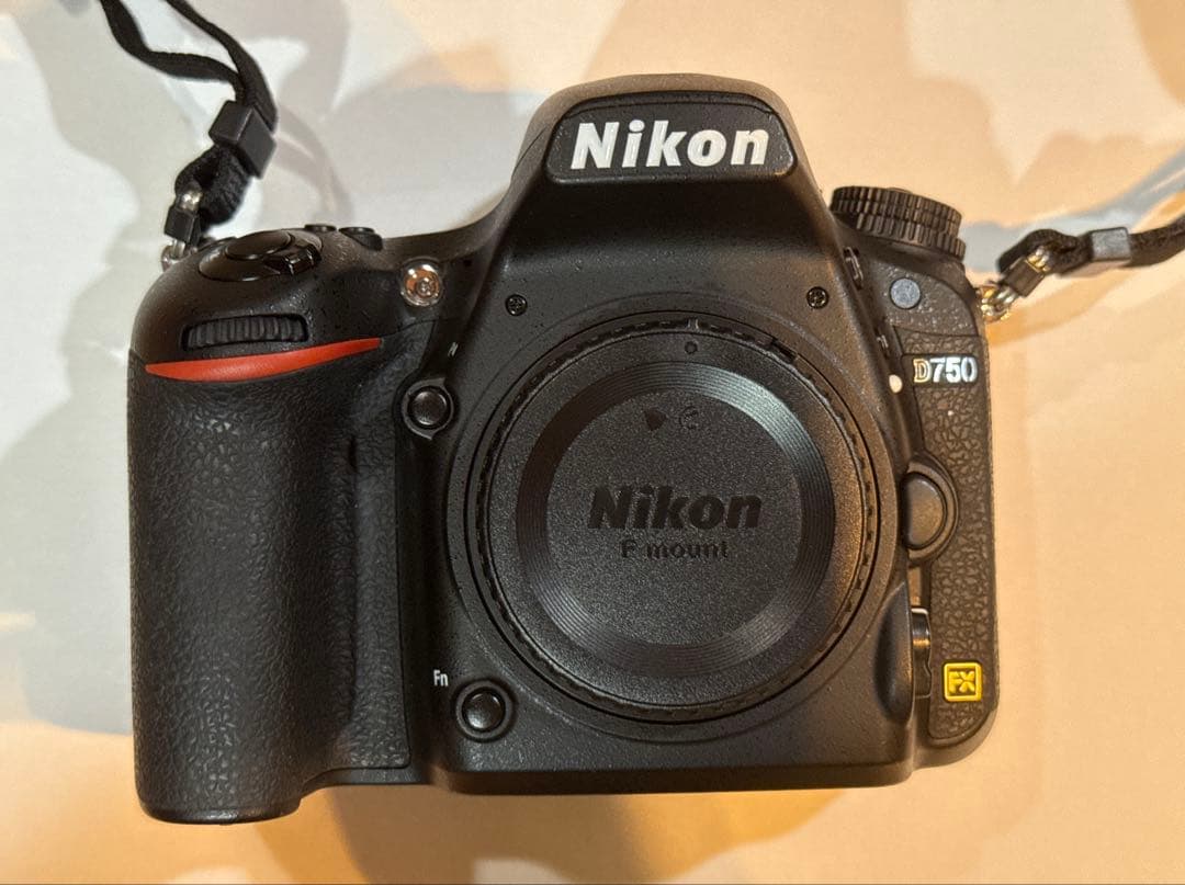 デジタルカメラ NIKON D750