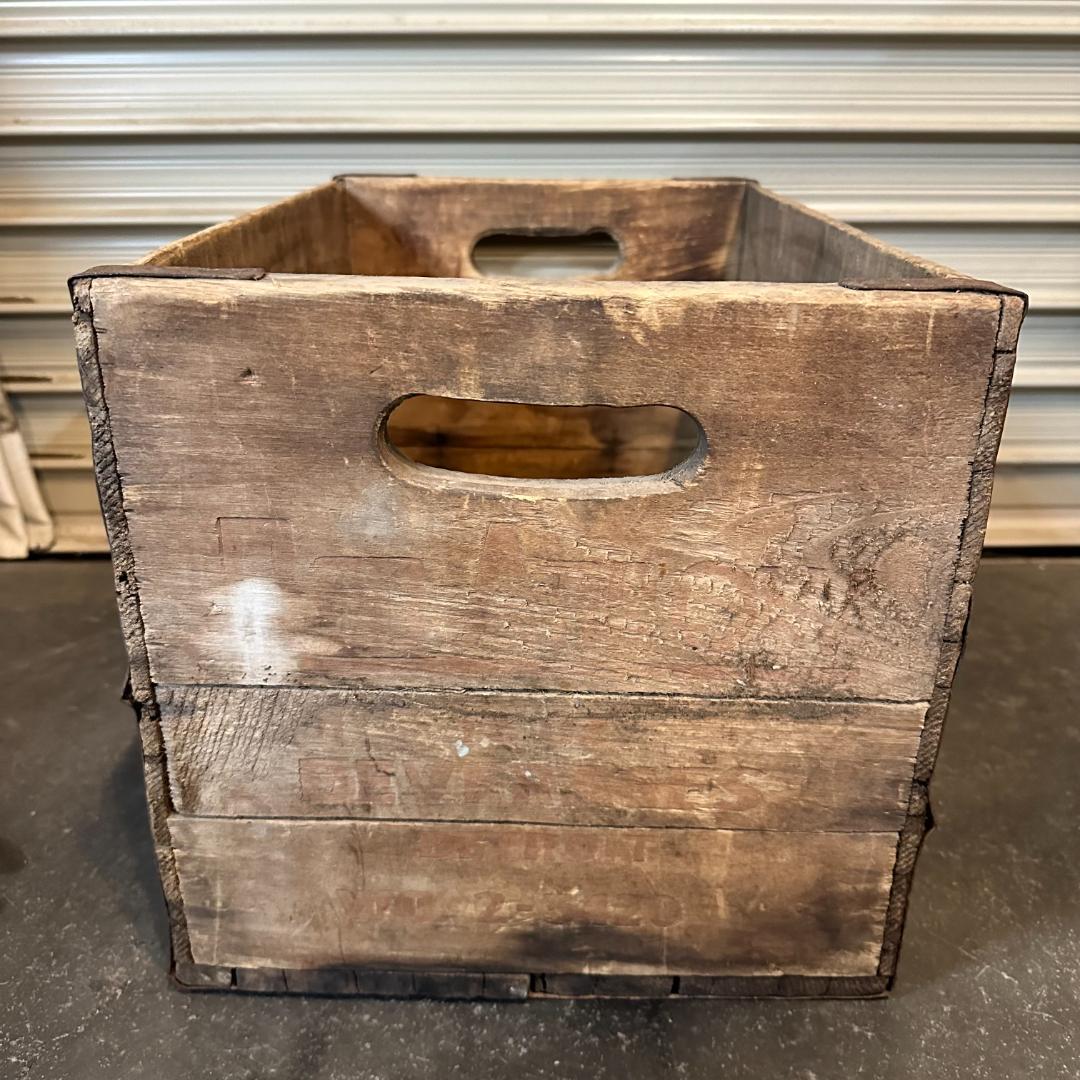 RED A ROW ヴィンテージ木箱 アメリカン雑貨