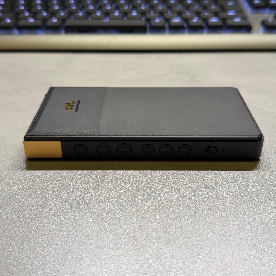 ポータブルプレーヤー SONY ZX-707