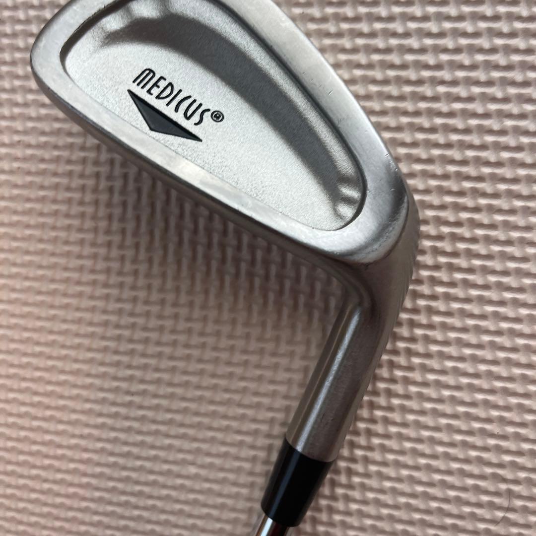 希少美品　メディカス　アイアン　7番　ゴルフ練習器具　スイングトレーナー