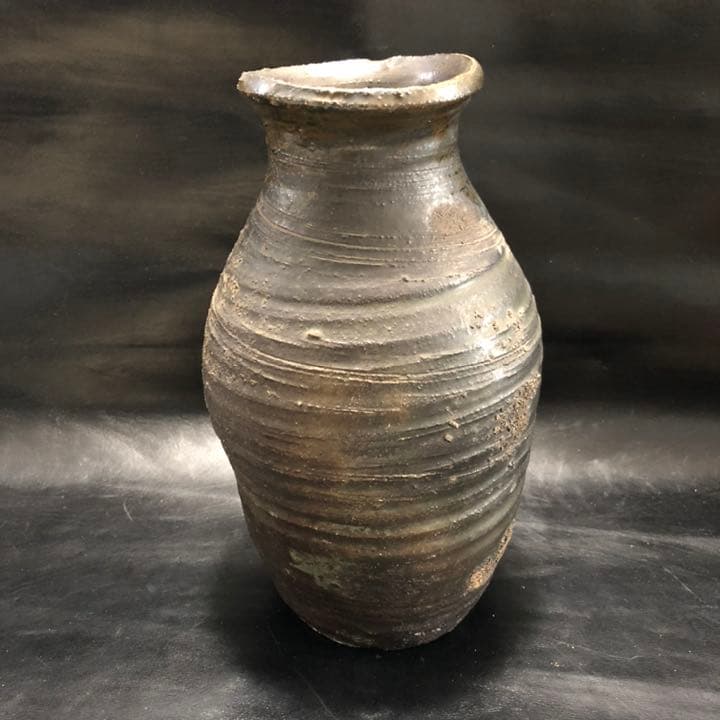 美しい古美術◼️蔵から素晴らしい雰囲気の壺、壷、花瓶が出て来ました。花道具、茶道具