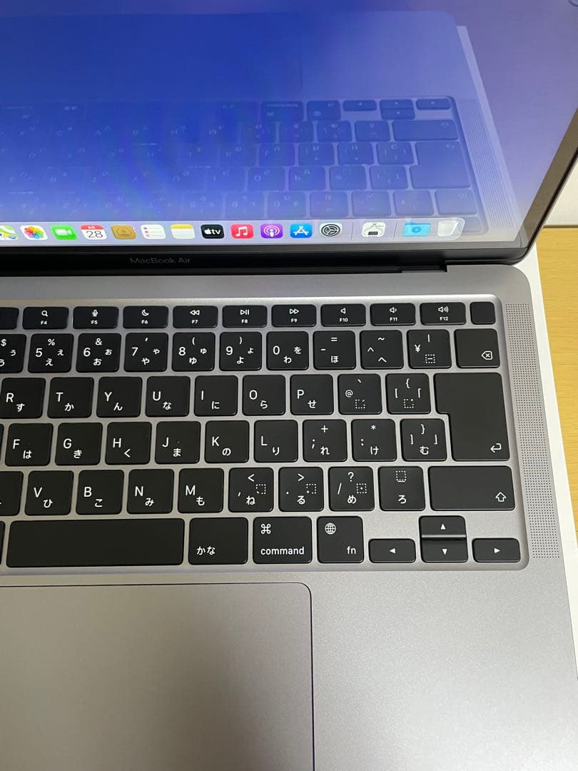 美品 MacBook Air M1チップ 充電数63回『容量94％』