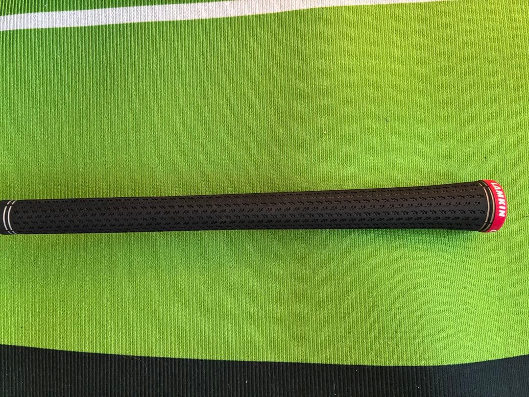 TaylorMade SIM MAX-D ドライバー 10.5 ヘッドカバー付き