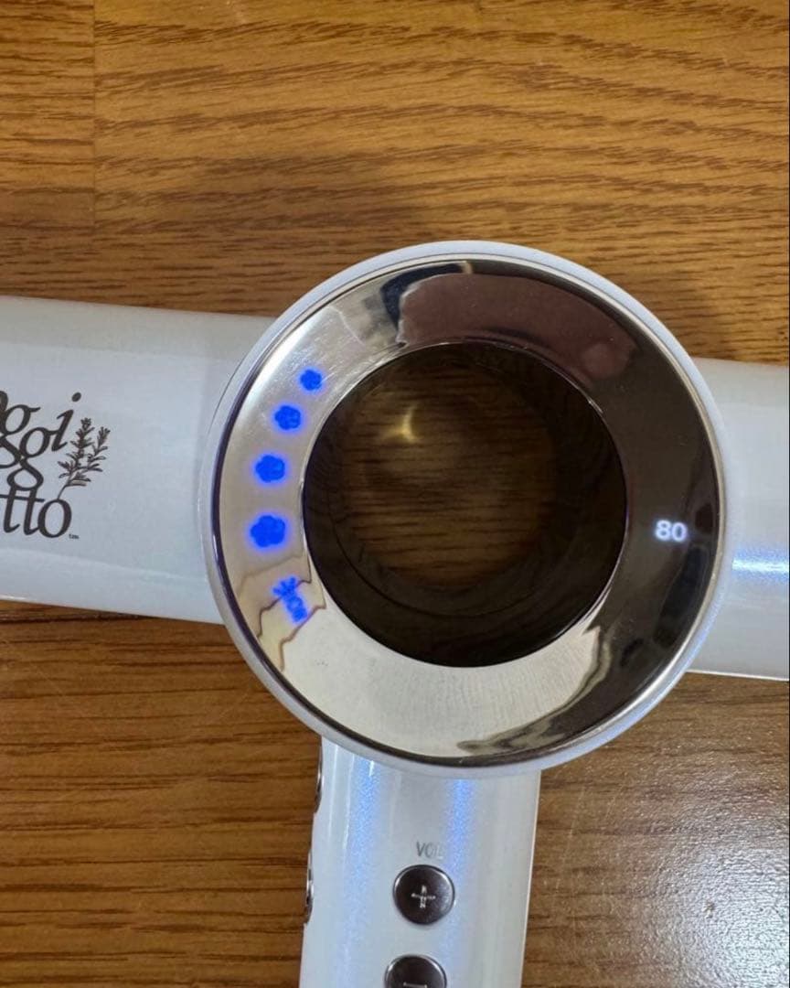 オッジオット ヘアドライヤー ホワイト oggiotto