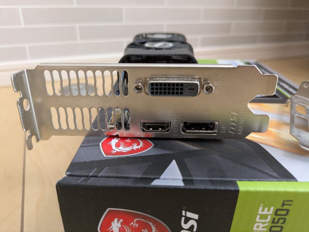 ★GTX 1050 Ti 4GB LP★