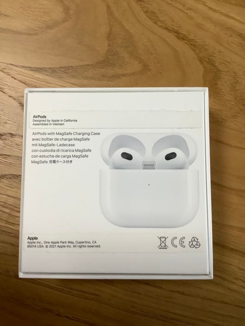 AirPods3 本体 ホワイト magsafe対応ケース付き MME73J/A