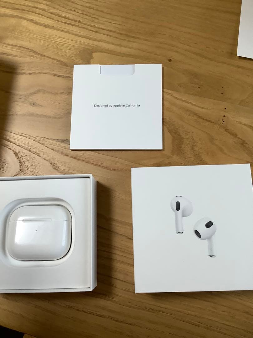 AirPods3 本体 ホワイト magsafe対応ケース付き MME73J/A