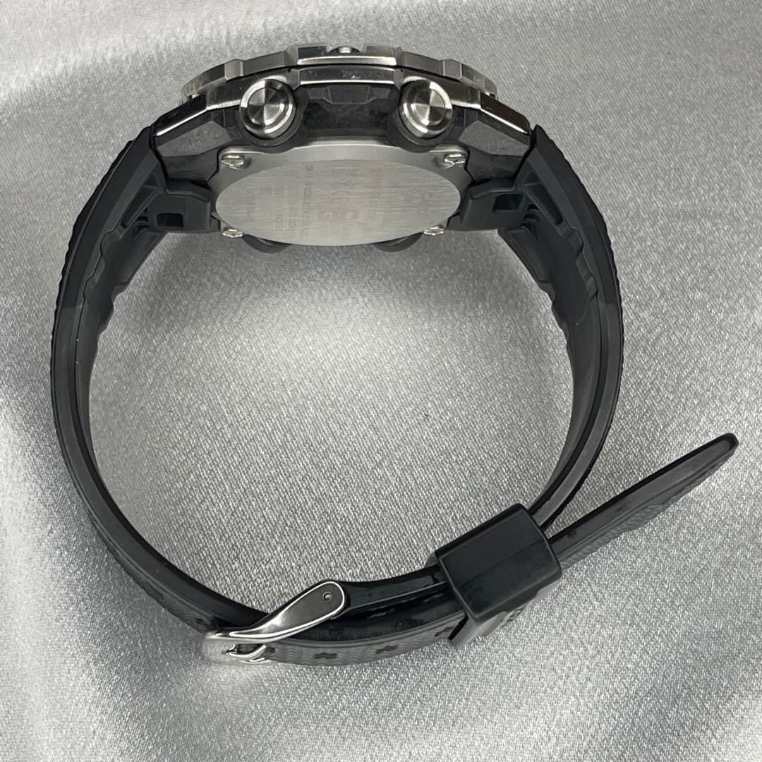 G-SHOCK GST-B400 タフソーラー カーボンコアガード