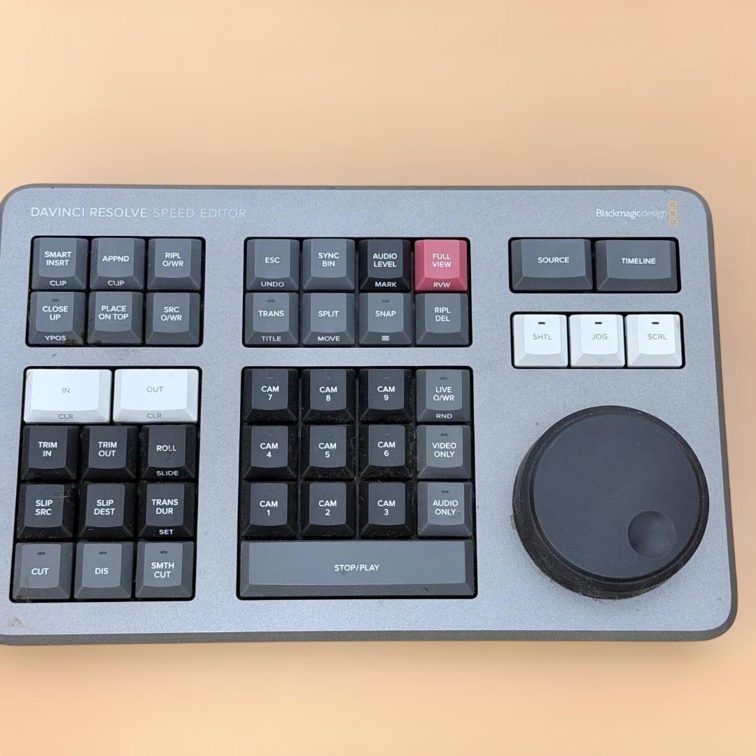 お*家様 DaVinci Resolve studio + Speed Edit