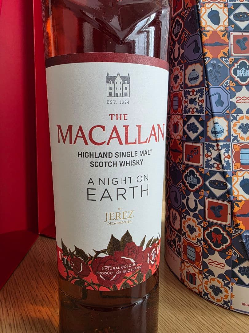 ザ・マッカラン　ア　ナイト　オンアース　インヘレス700ml新品未開封