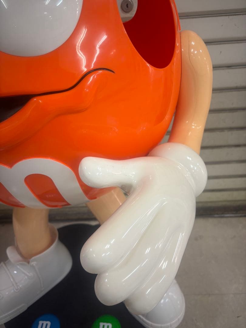 エムアンドエムズ 店頭用ディスプレイ