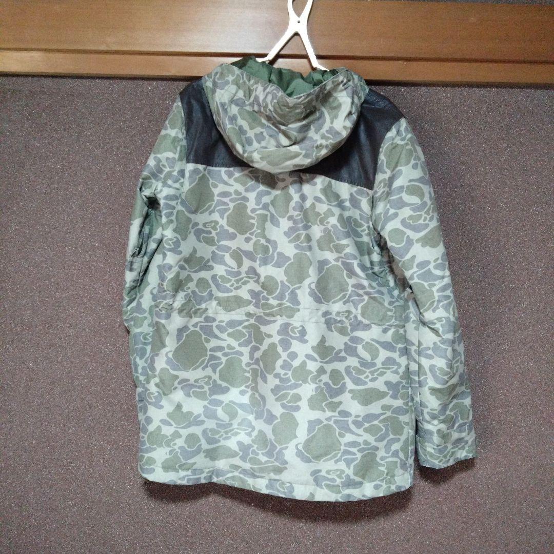 BURTON　ウェア　 迷彩柄　 Sサイズ