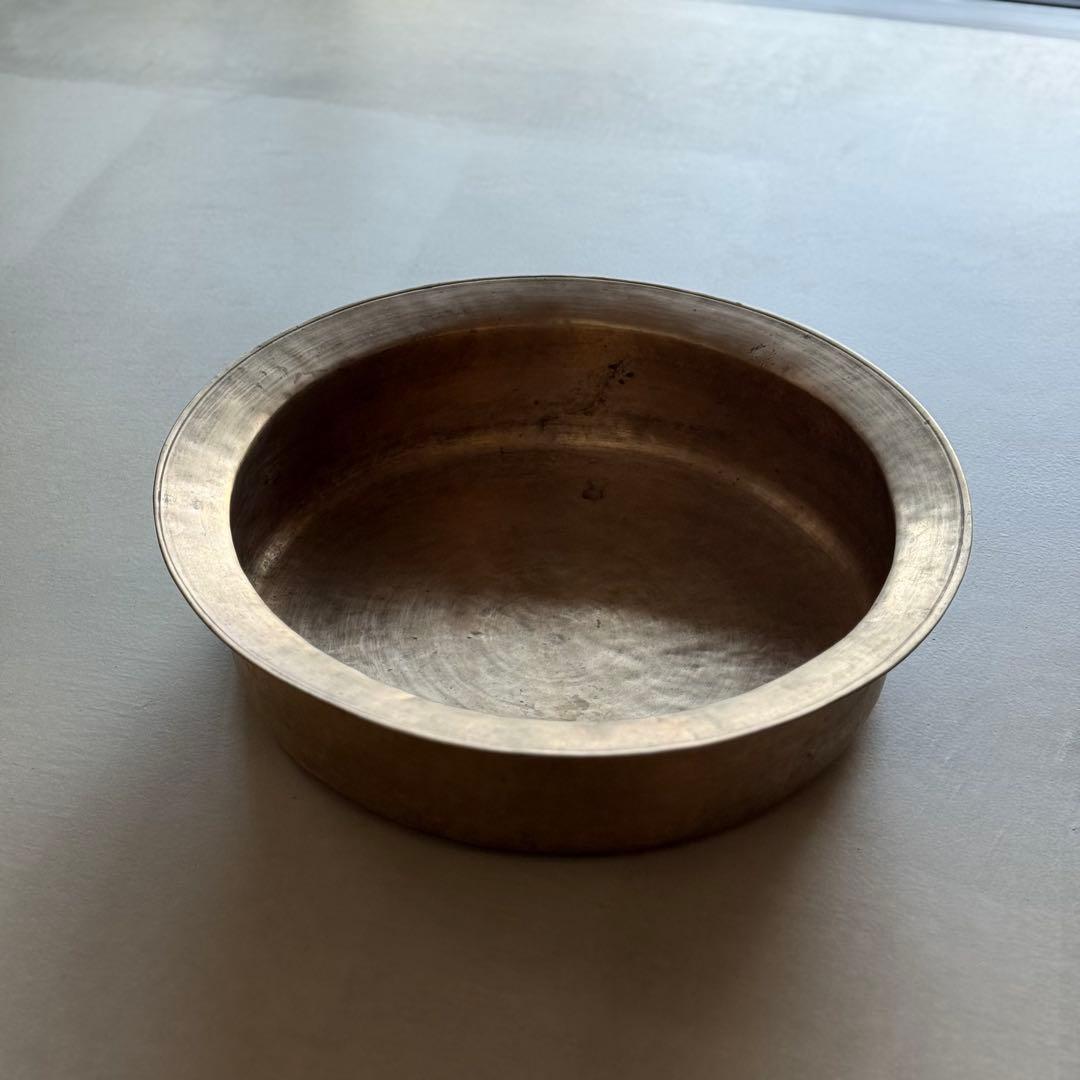 n*a様 李朝 朝鮮 真鍮 たらい 槌打ち 民藝 アンティーク
