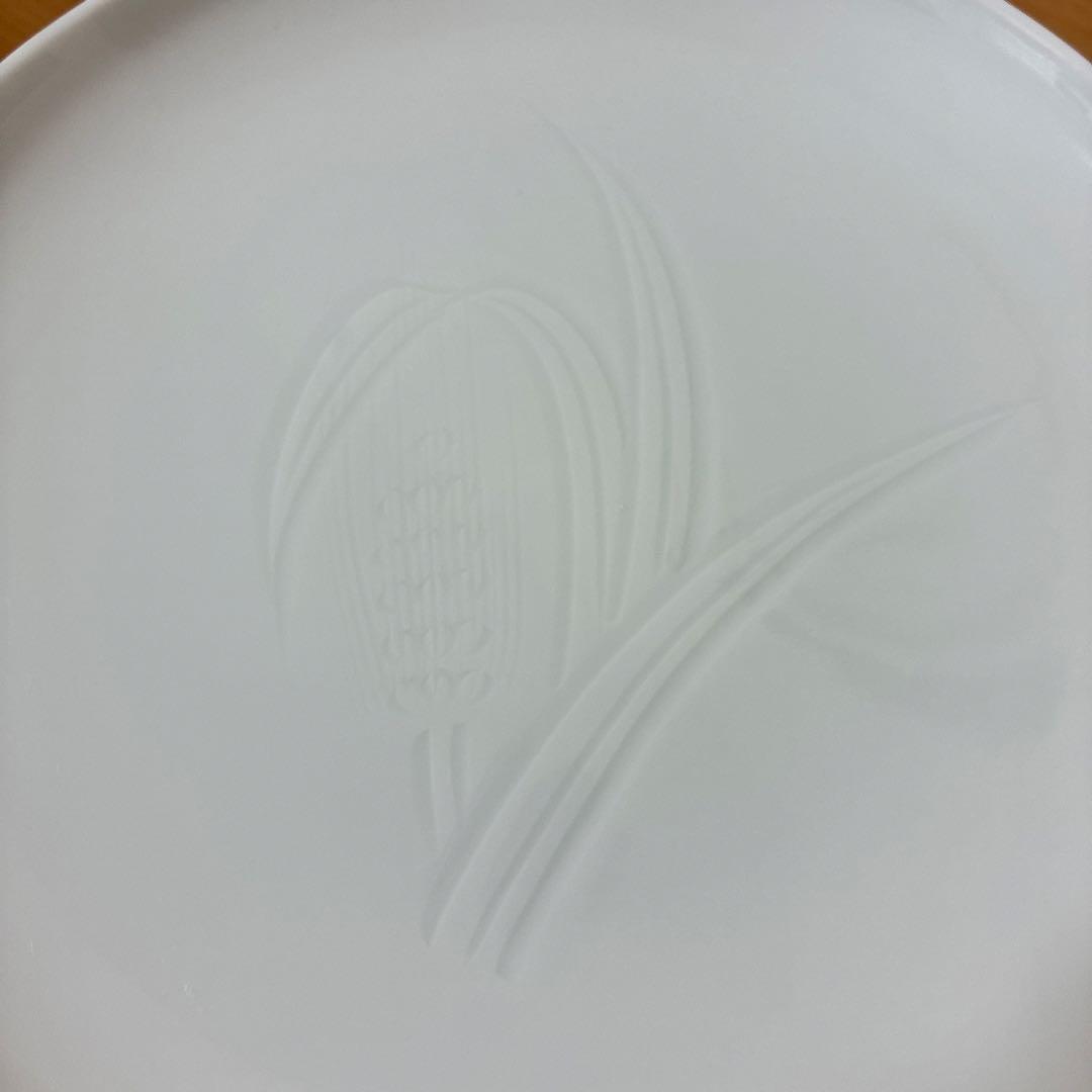 専用！　　【箱なし】人間国宝　井上萬二　白磁　皿　稲穂柄　有田焼　2枚まとめ売り