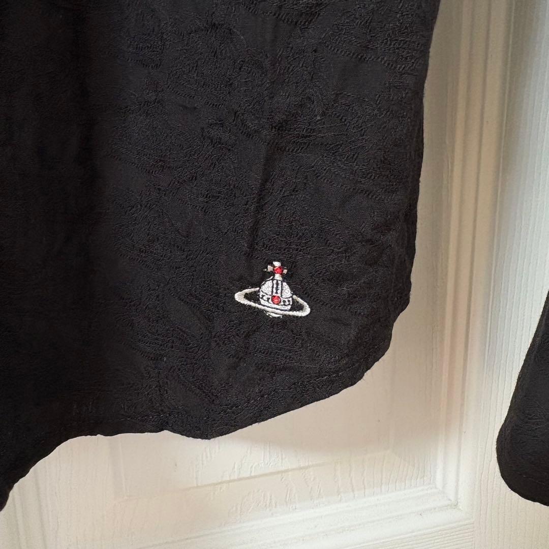 ヴィヴィアン　ブラウス