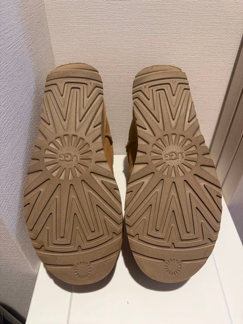 靴 UGG W Classic Ultra Mini Platform 23cm