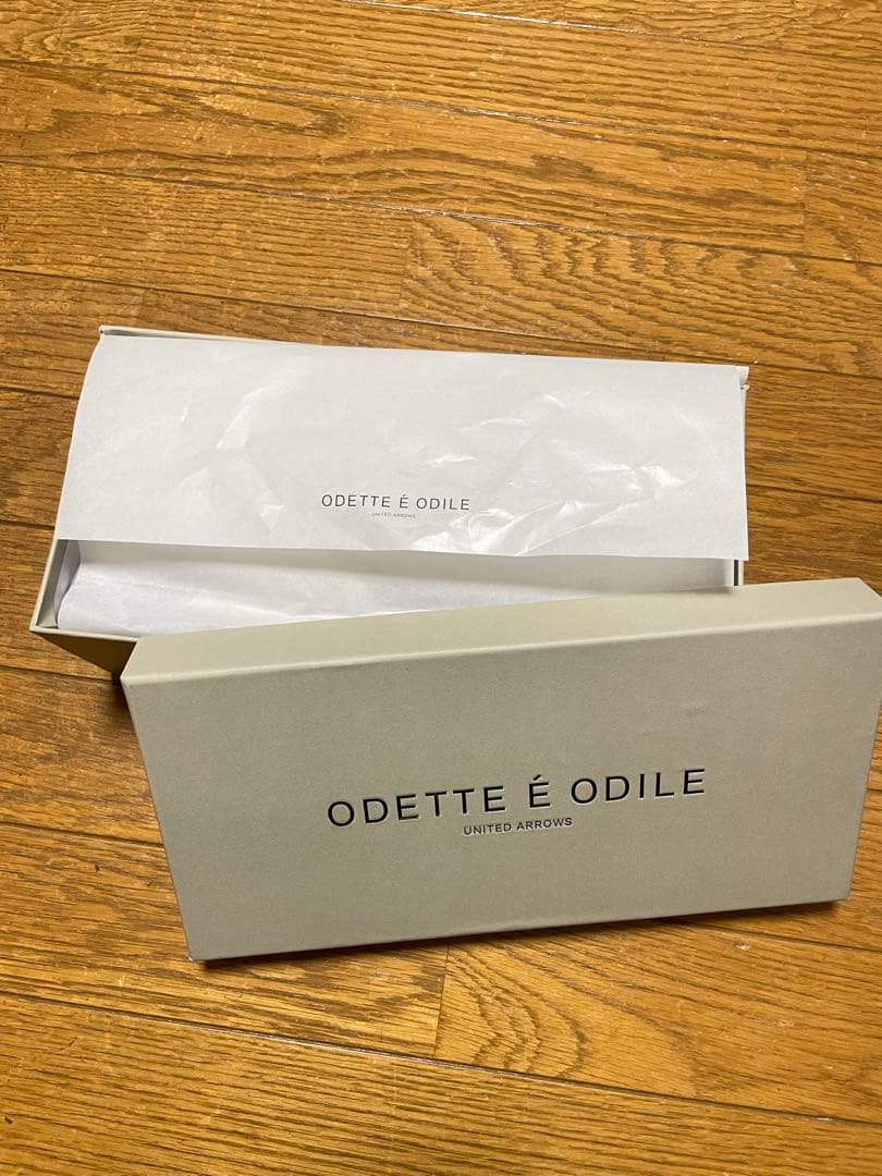 ODETTE E ODILE ラウンドモカ フラット15 NAVY 星柄