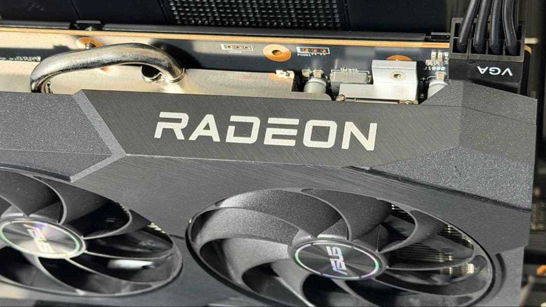 ほぼ新品 ASUS Radeon RX 7600 OC 8GB