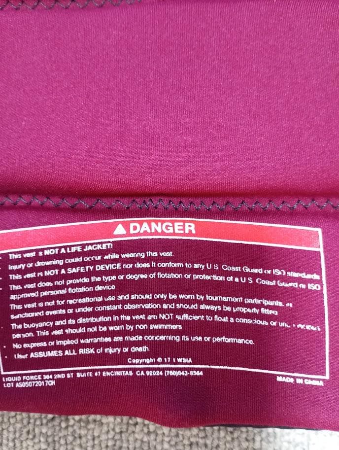 サーフィン・ボディボード Liquid Force Impact Vest