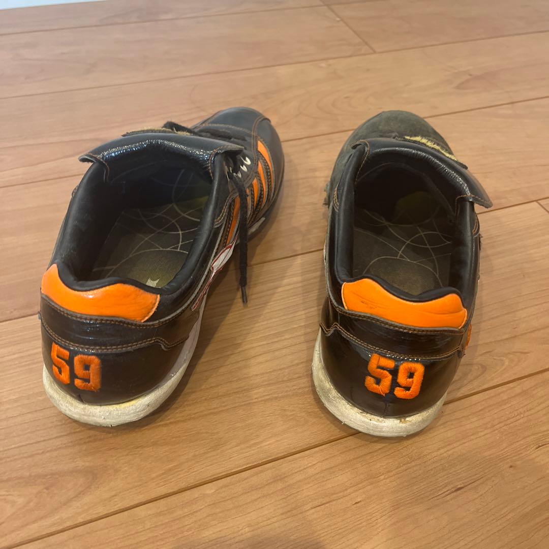 プロ野球選手　実使用スパイク　巨人　59番　福田聡志