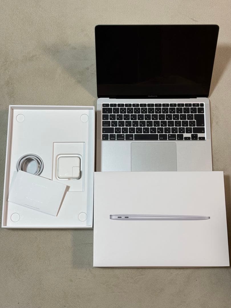 MacBook Air 13インチ 2020 i5/16GB/512GB 箱付き