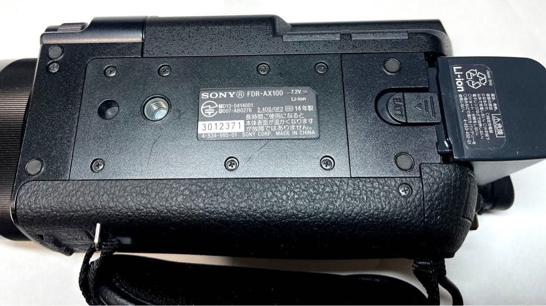 描写力に安心感・安定感!! ソニー 4K ビデオカメラ FDR-AX100