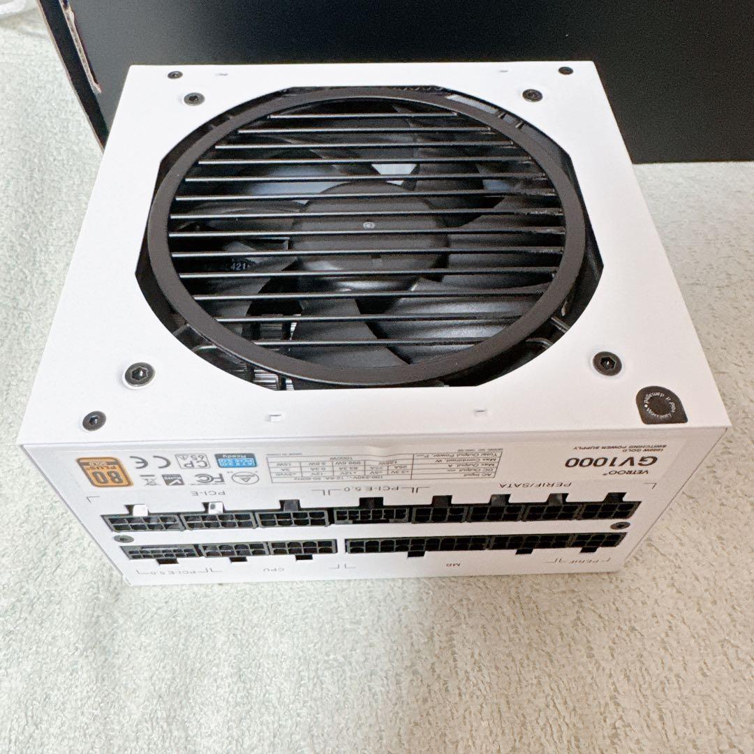 Vetroo 1000w ATX電源 ホワイト