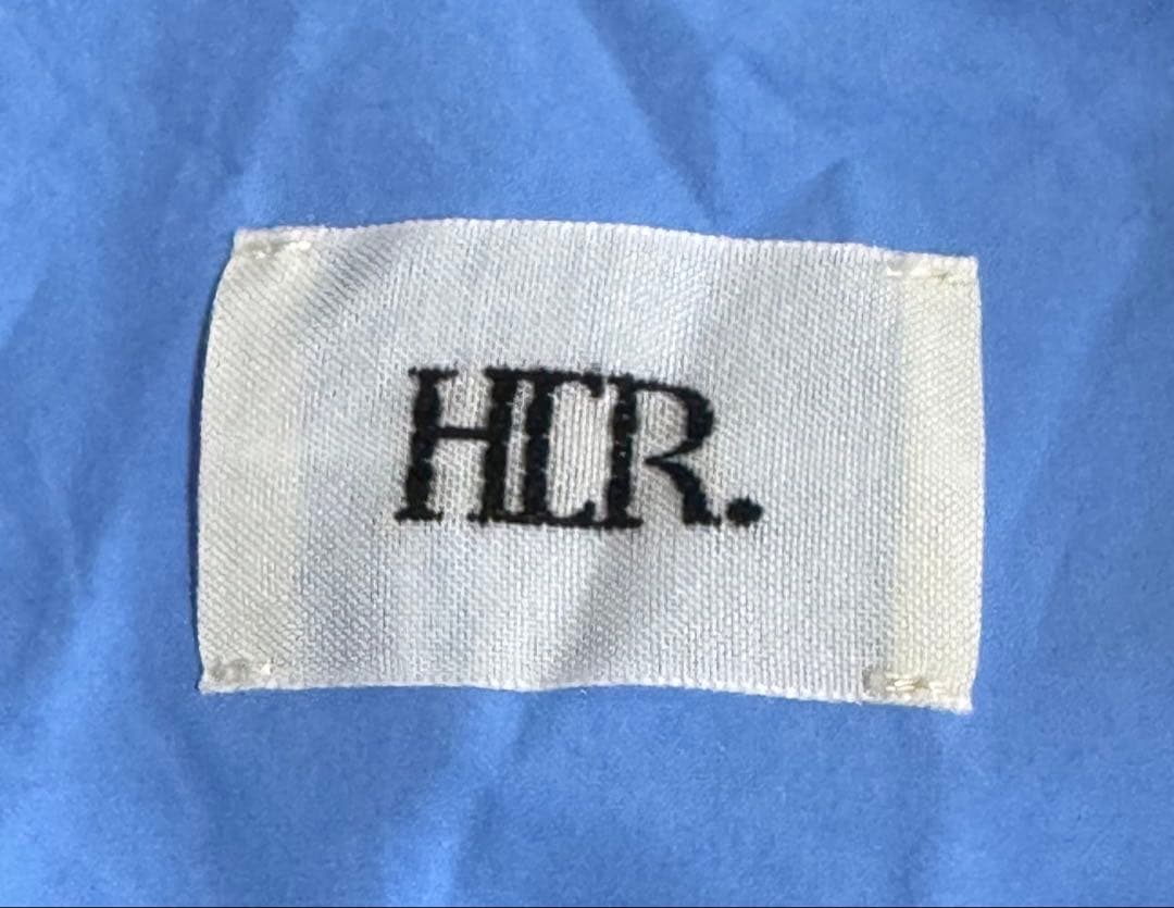 HER. フロントタックタキシードシャツ ブルー