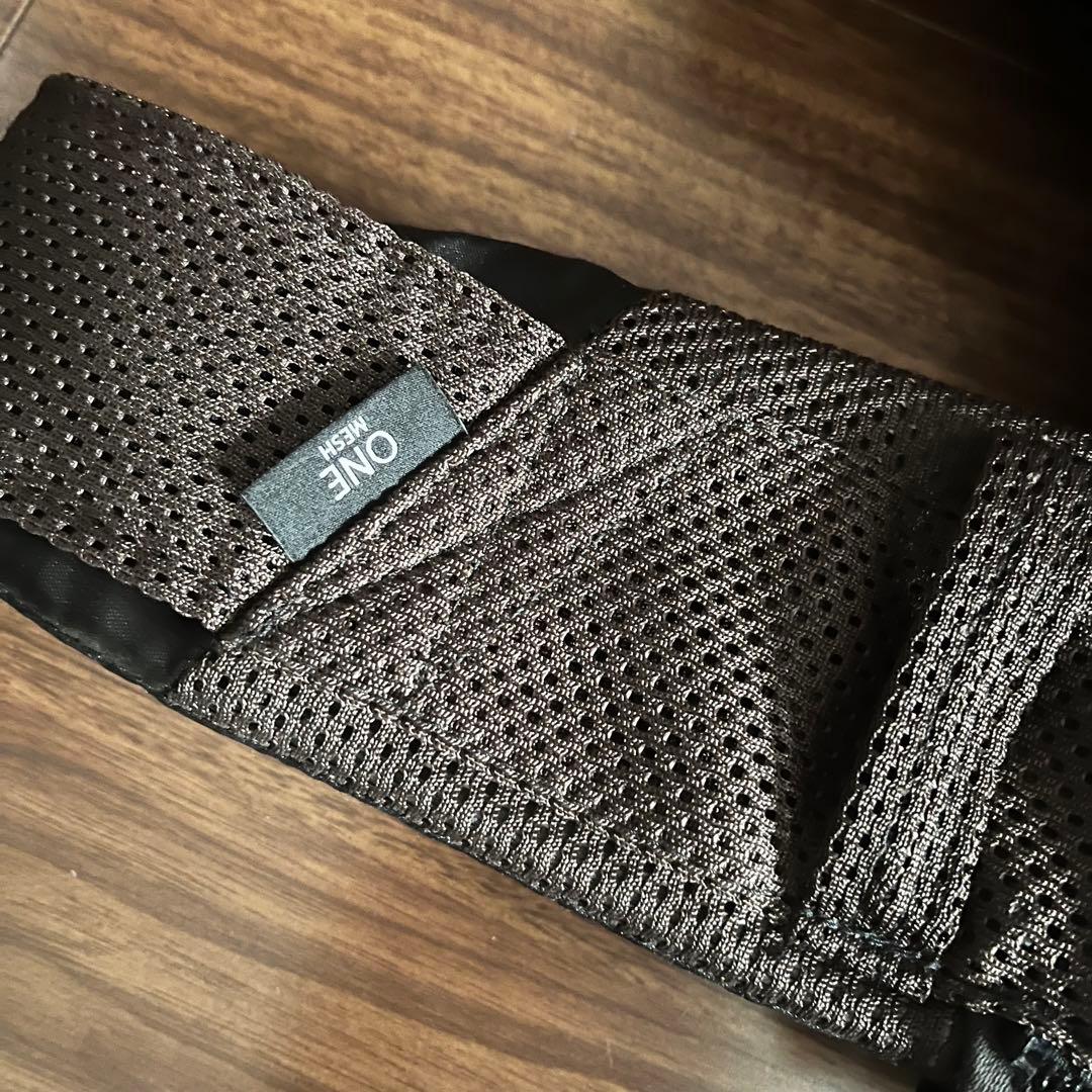 美品　BABYBJÖRN 抱っこ紐 ブラウン　ONE MESH