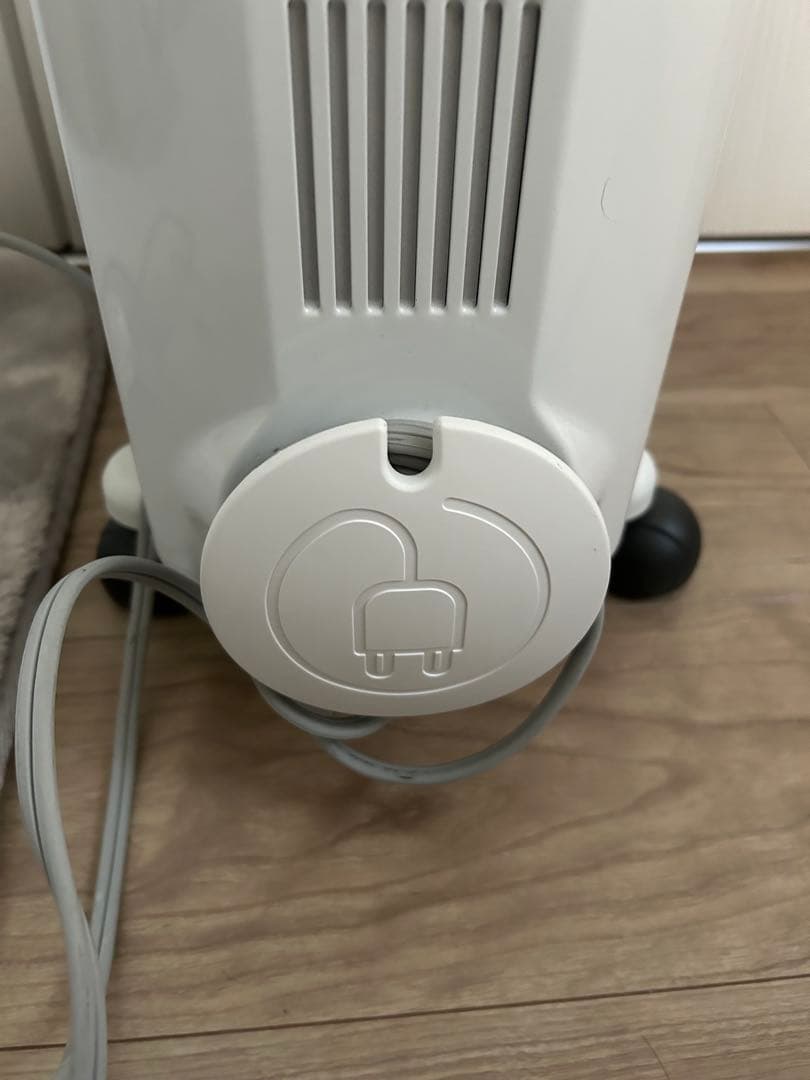 DeLonghi オイルヒーター　美品　アミカルド
