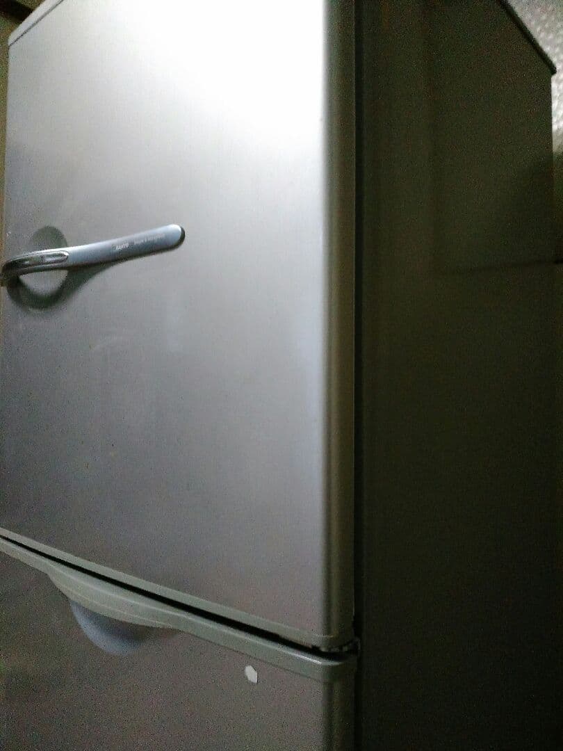 冷蔵庫　2011年製