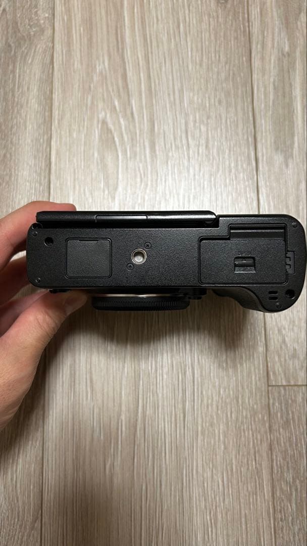 【美品】Fujifilm X-T3 本体 + バッテリー2個