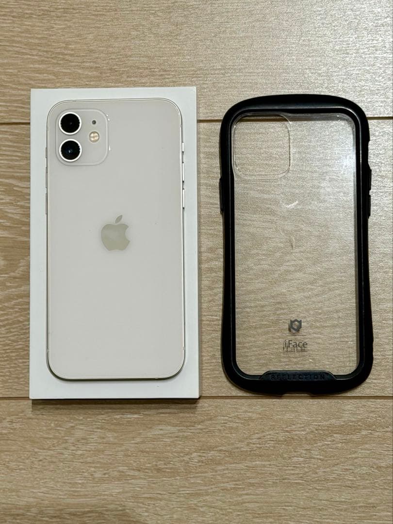 【値下げ】美品 Apple iPhone 12 ホワイト 本体+iFace付き
