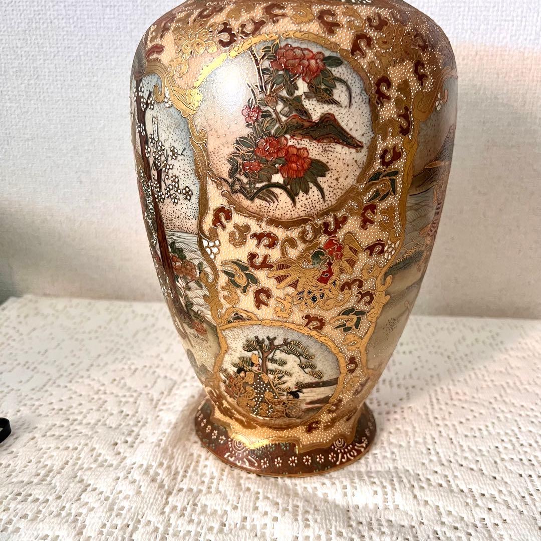 薩摩焼将軍桜圖壺　　壺　花瓶