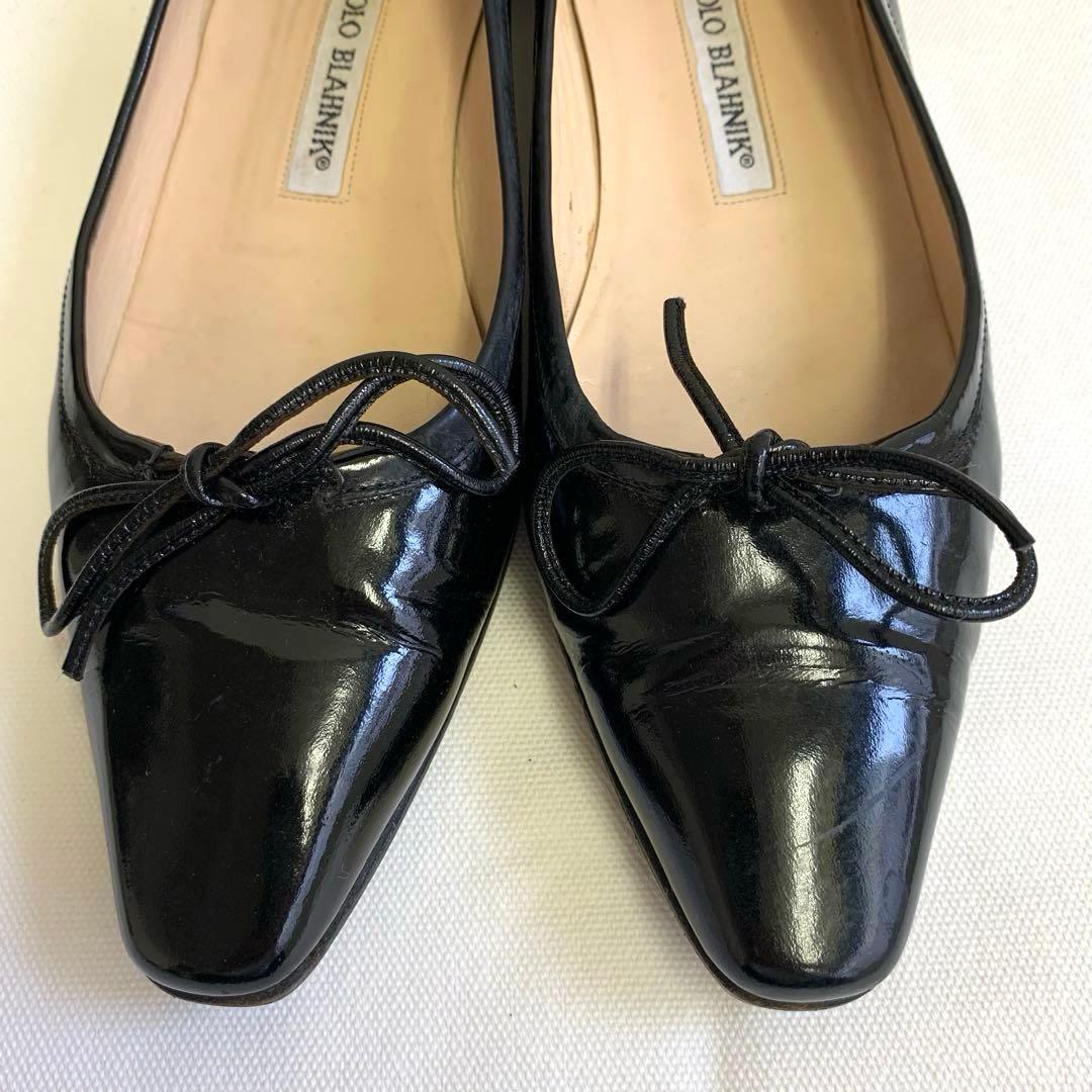 マノロブラニク ポインテッドトゥ リボン バレエシューズ フラット ブラック
