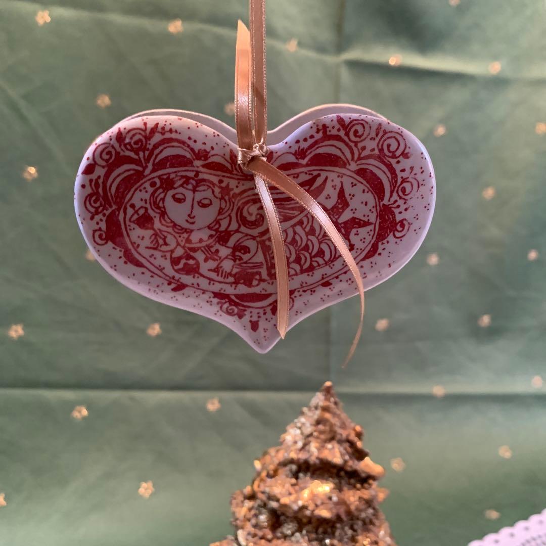 ビヨンヴィンブラッド　赤色のニモール窯のビンテージ天使のオーナメント！可愛い！