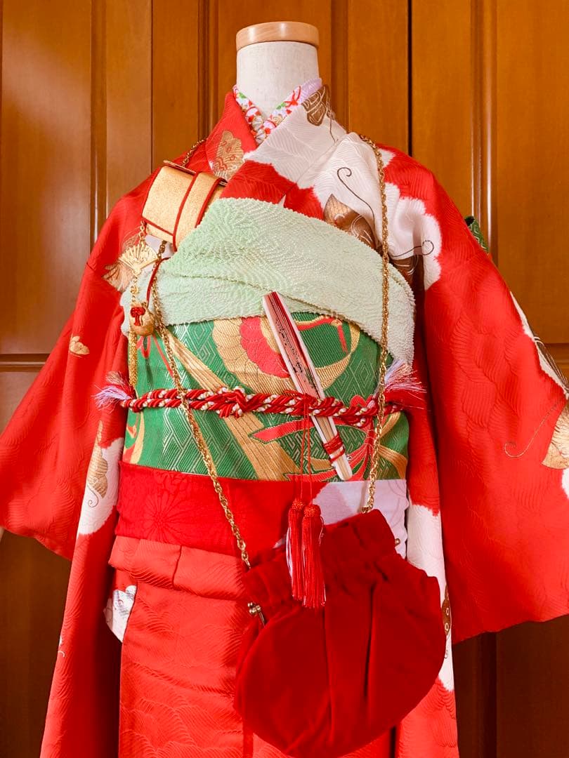 七五三　7歳の女の子のお支度クリスマスハーフ成人式へ華やかに着回せるお着物セット