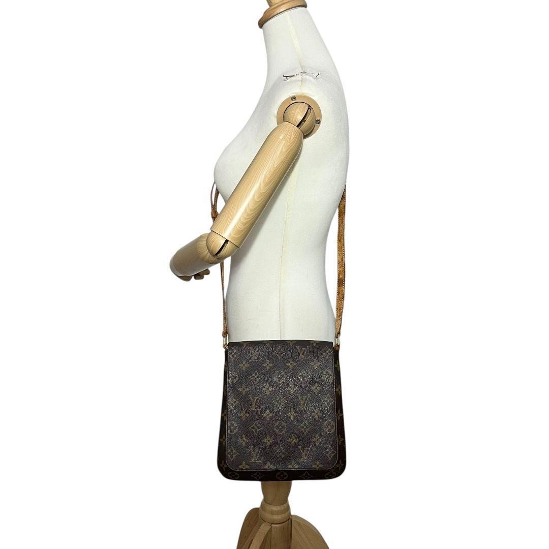 正規品　ルイヴィトン　ミュゼットサルサ　モノグラム　ショルダーバッグ　ブラウン