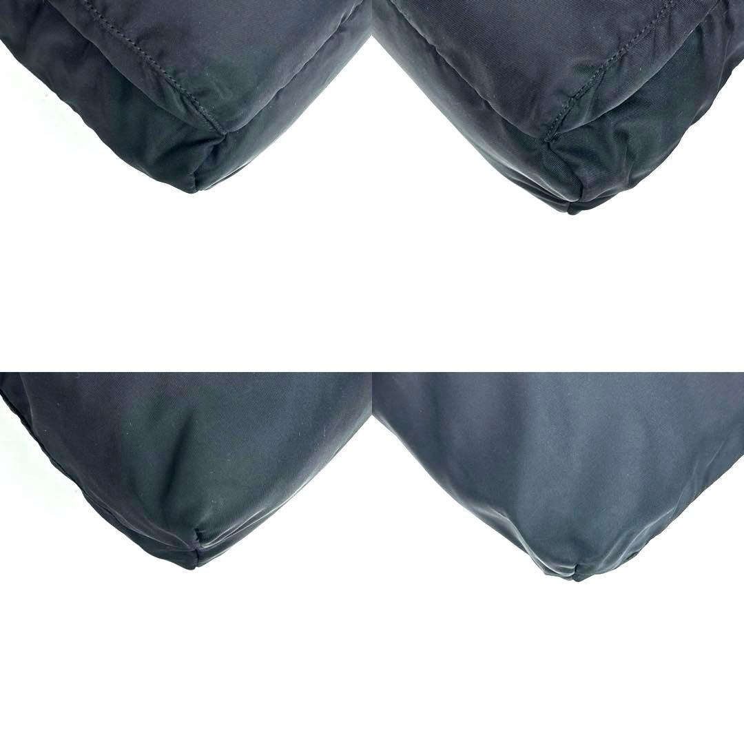極美品 プラダ 三角ロゴ ショルダーバッグ シルバー金具 男女兼用 黒 ナイロン