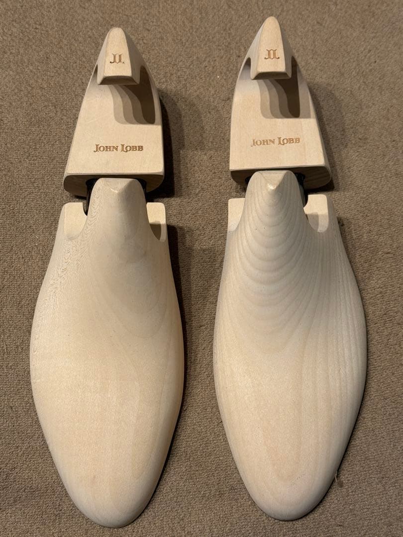 ジョンロブ　シューツリー　７E