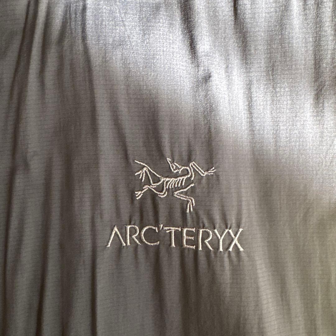 アークテリクス　アトムltベスト　ネイビー　XL