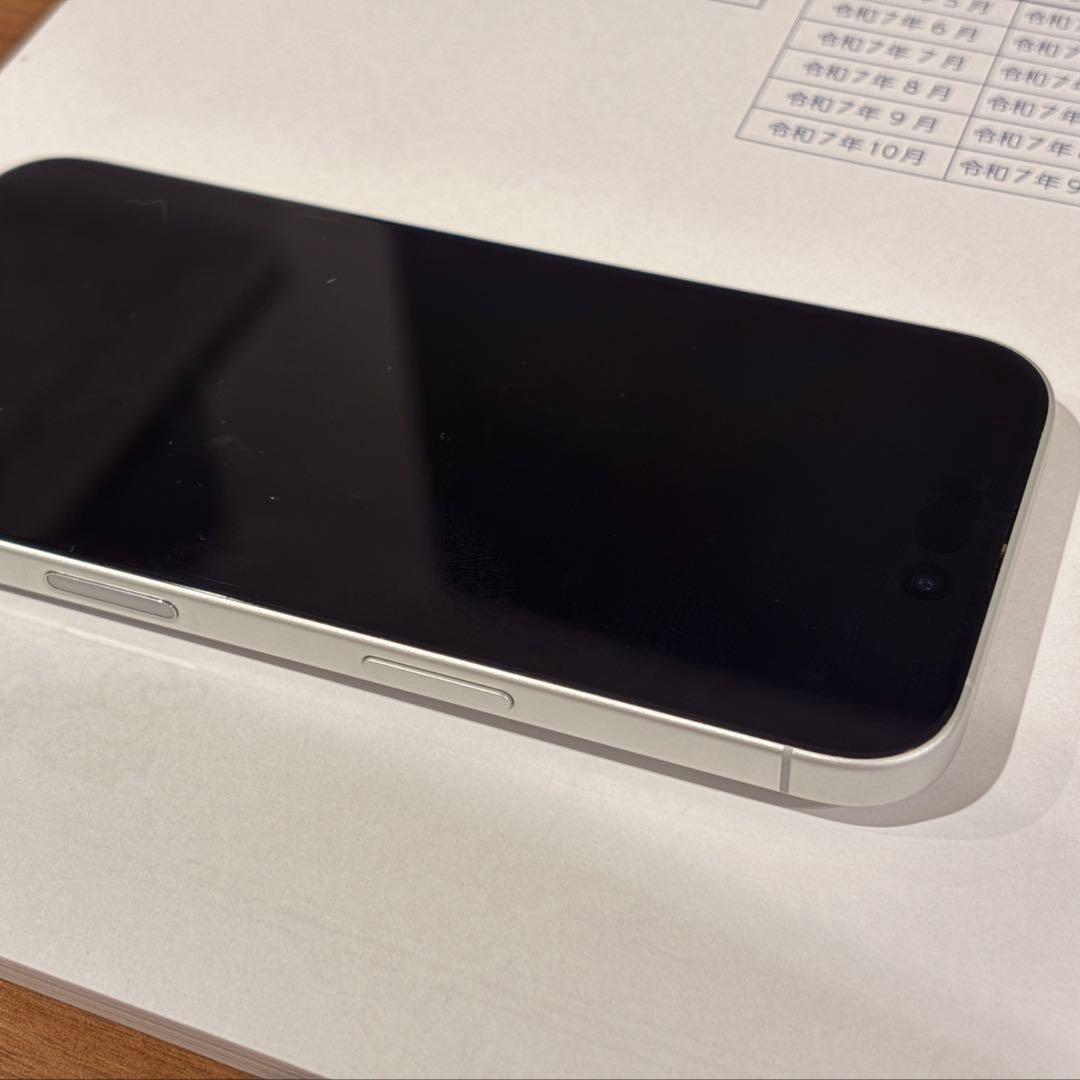 iPhone 16 128GB ホワイト 本体 SIMフリー